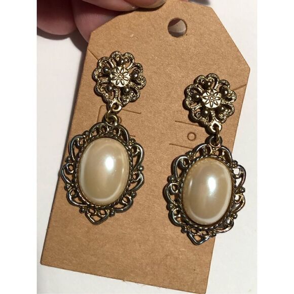 Vintage 1928 Pearl Drop Earrings - Picture 1 of 4